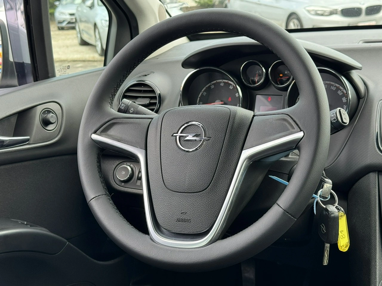 Opel Meriva - Zdjęcie 25