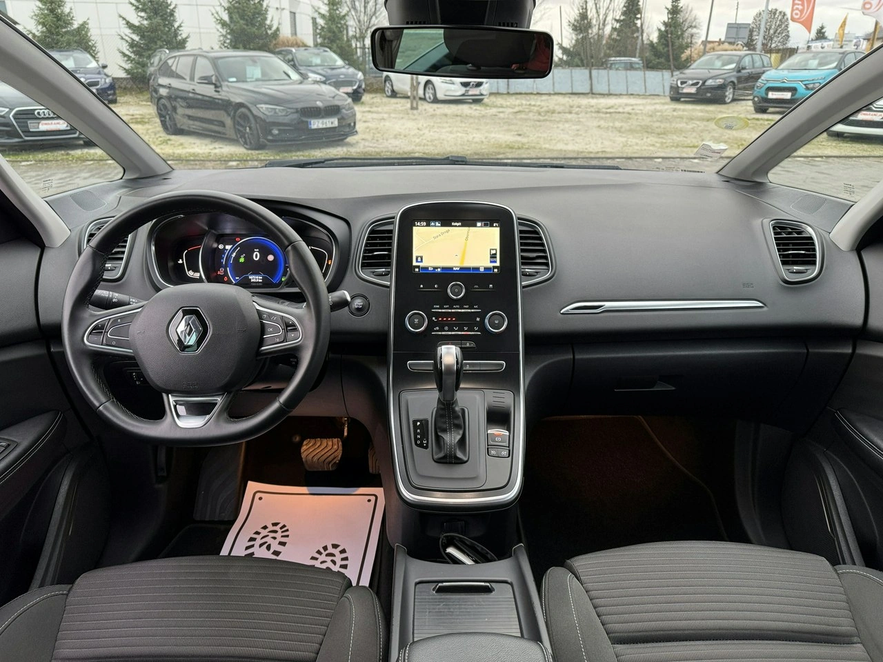 Renault Scenic - Zdjęcie 21