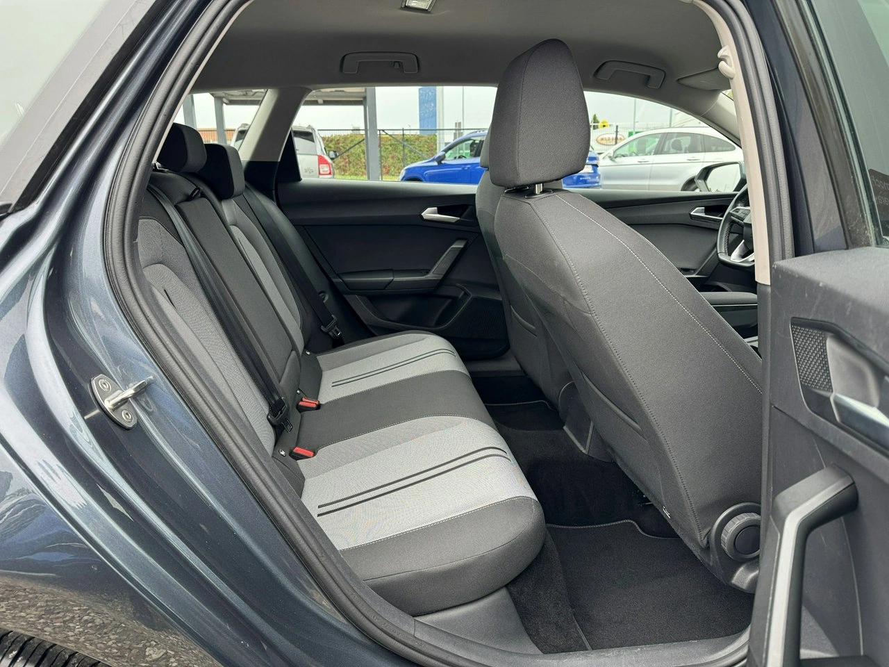 Seat Leon - Zdjęcie 19