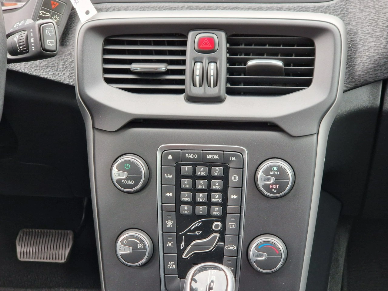 Volvo V40 - Zdjęcie 30