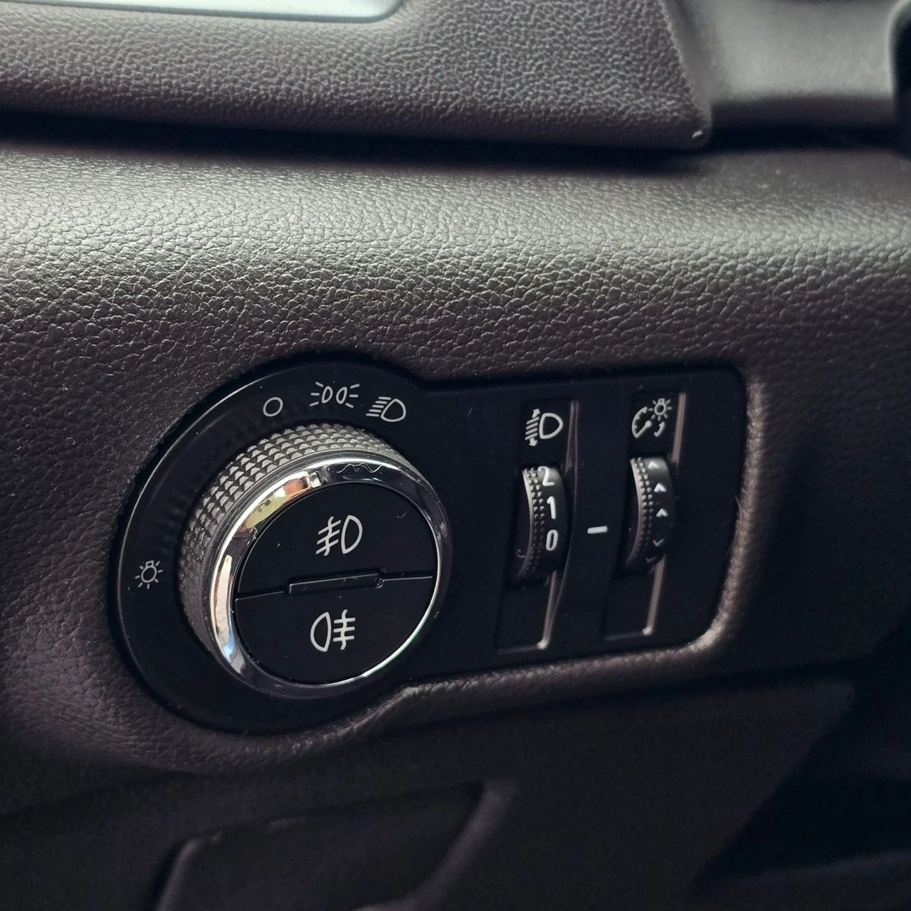 Opel Astra - Zdjęcie 24