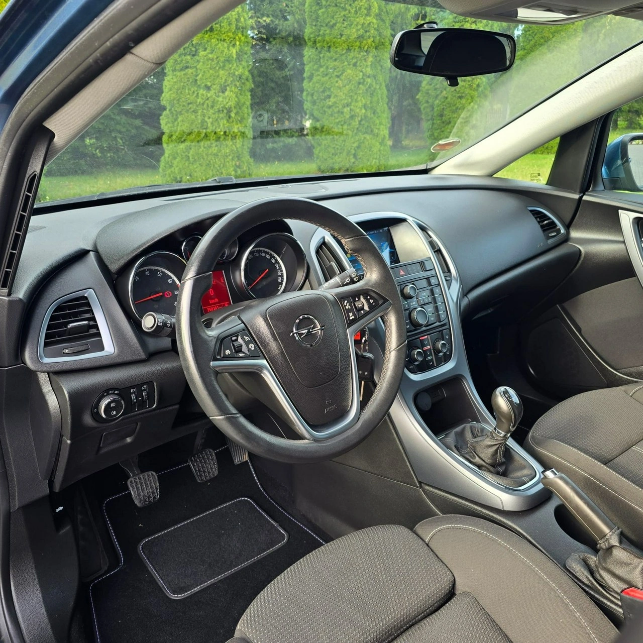 Opel Astra - Zdjęcie 29