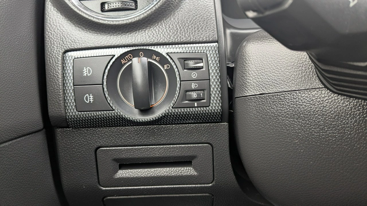 Opel Antara - Zdjęcie 25