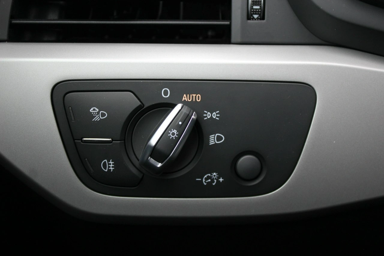 Audi A4 - Zdjęcie 20