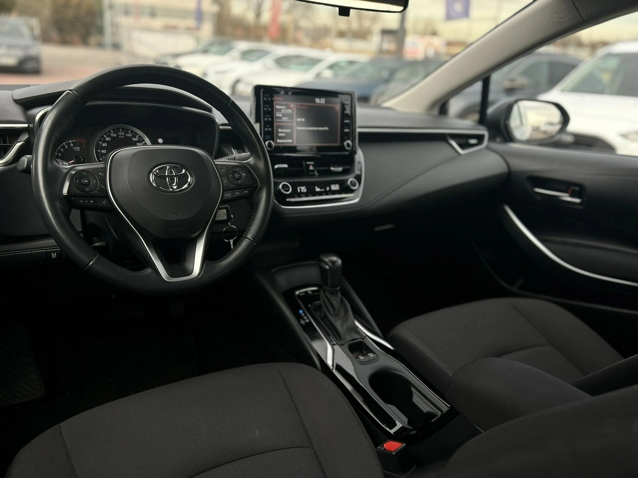 Toyota Corolla - Zdjęcie 13