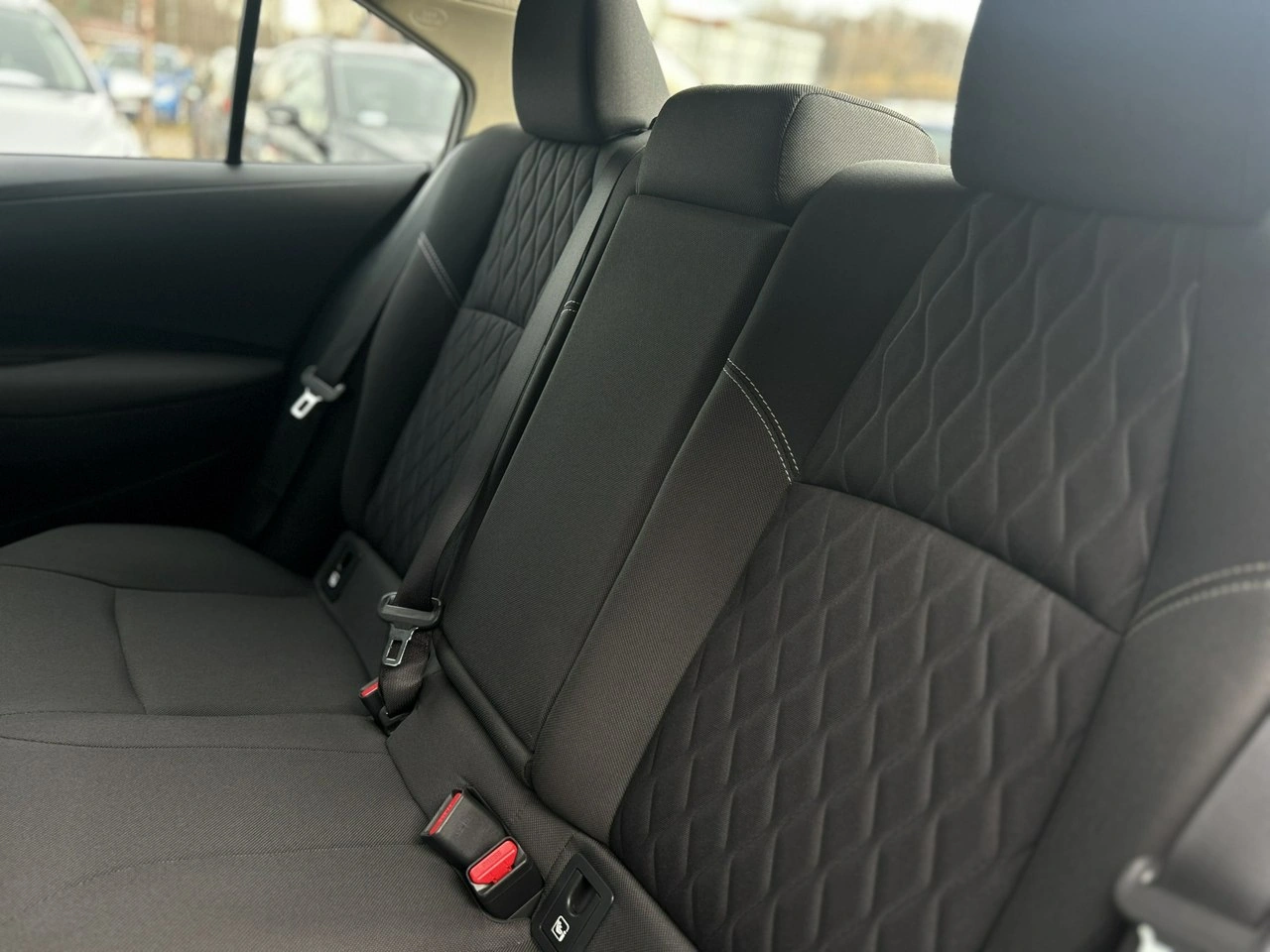 Toyota Corolla - Zdjęcie 31