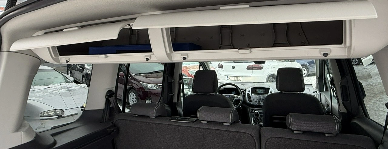 Ford Tourneo Connect - Zdjęcie 11