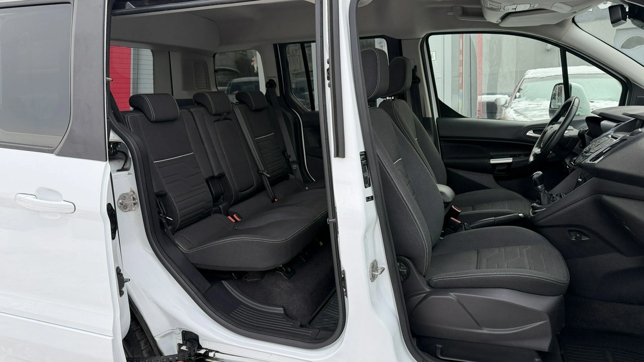 Ford Tourneo Connect - Zdjęcie 16