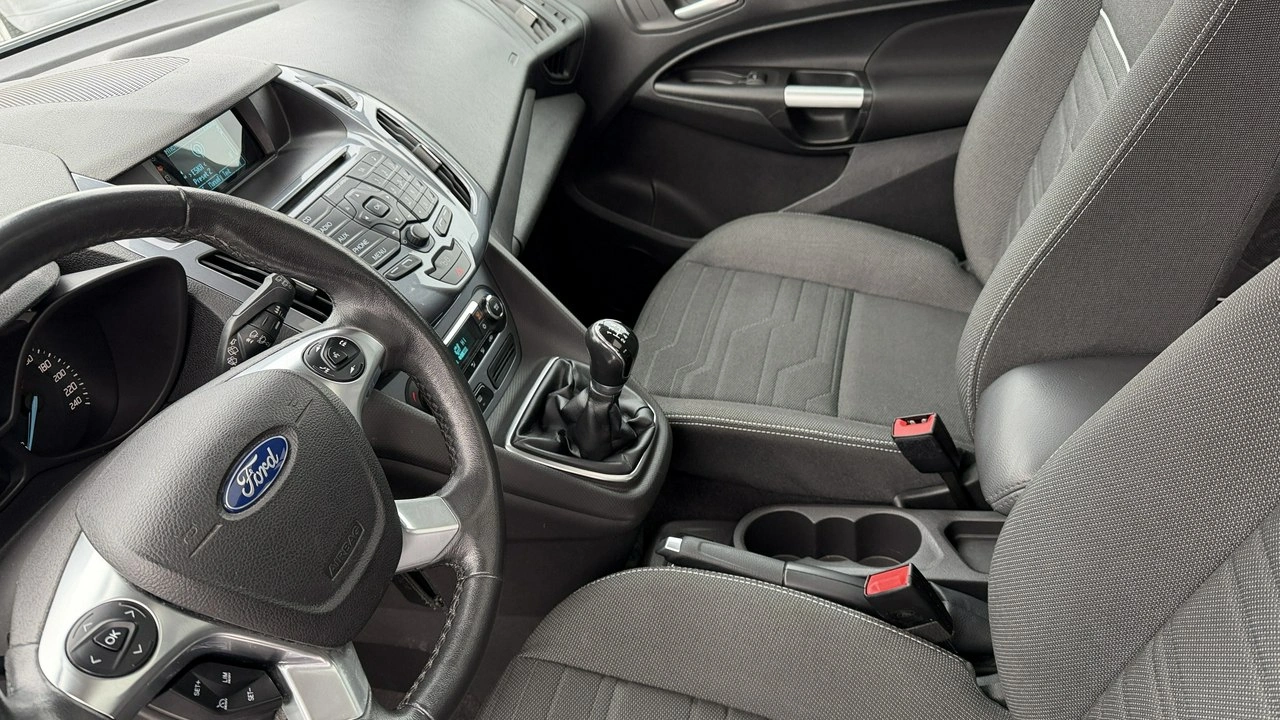 Ford Tourneo Connect - Zdjęcie 25