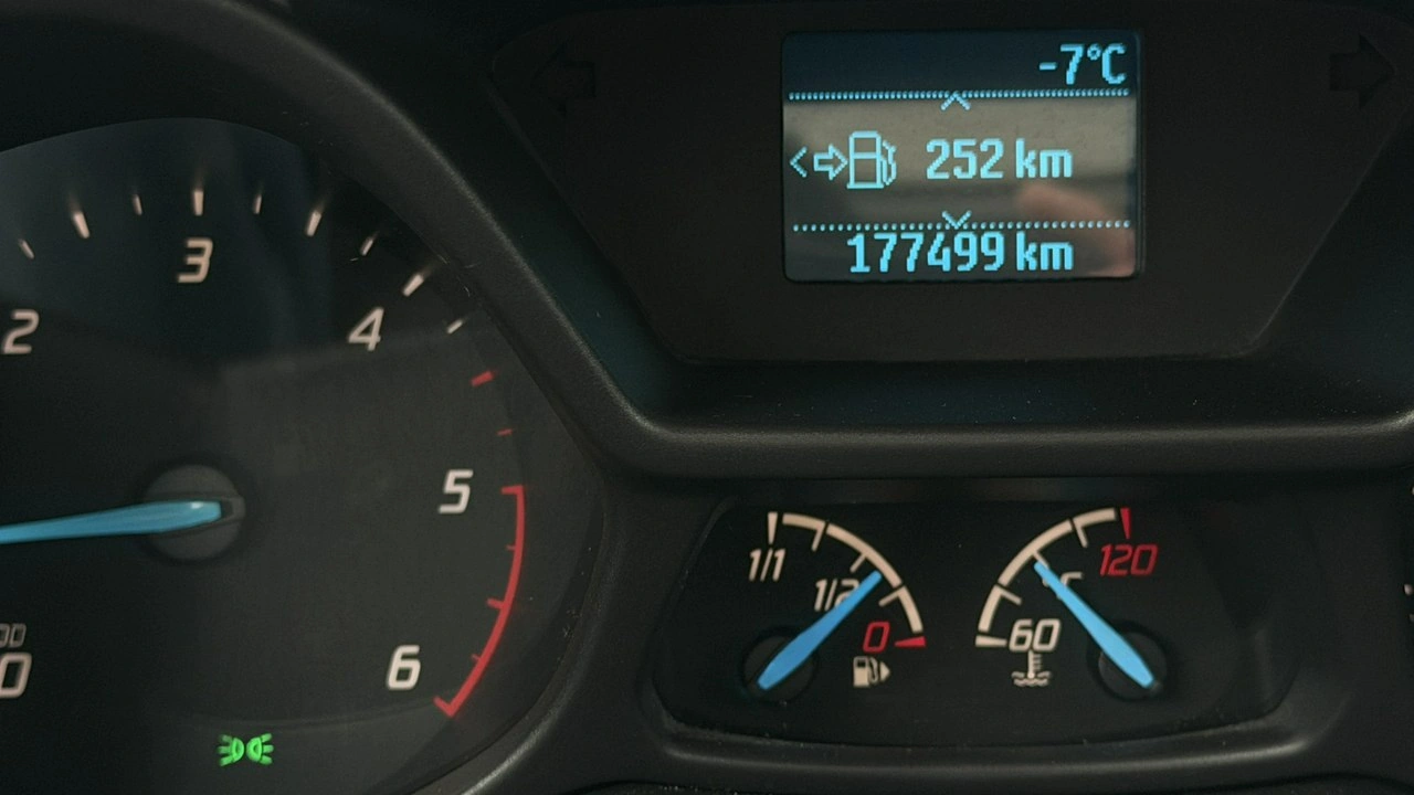 Ford Tourneo Connect - Zdjęcie 30