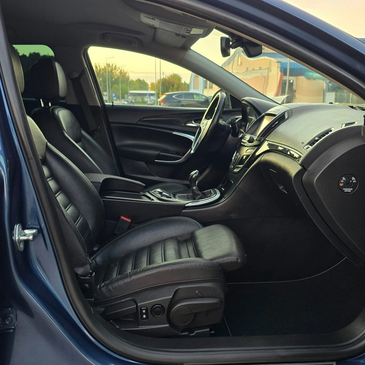 Opel Insignia - Zdjęcie 23