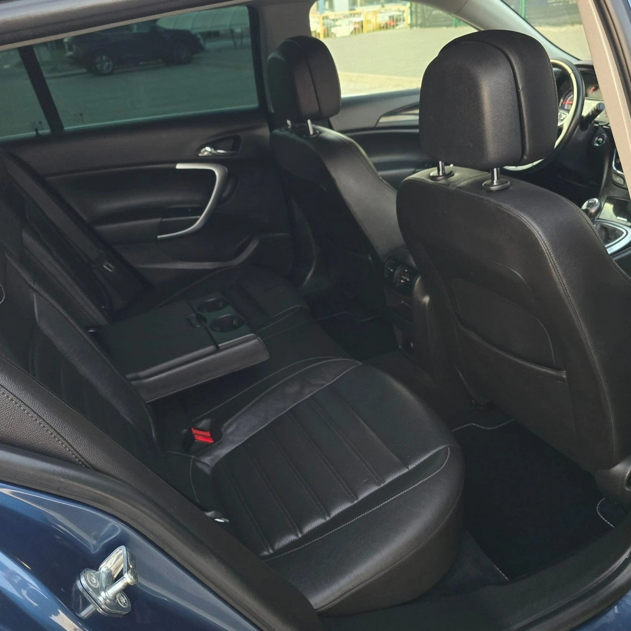 Opel Insignia - Zdjęcie 24