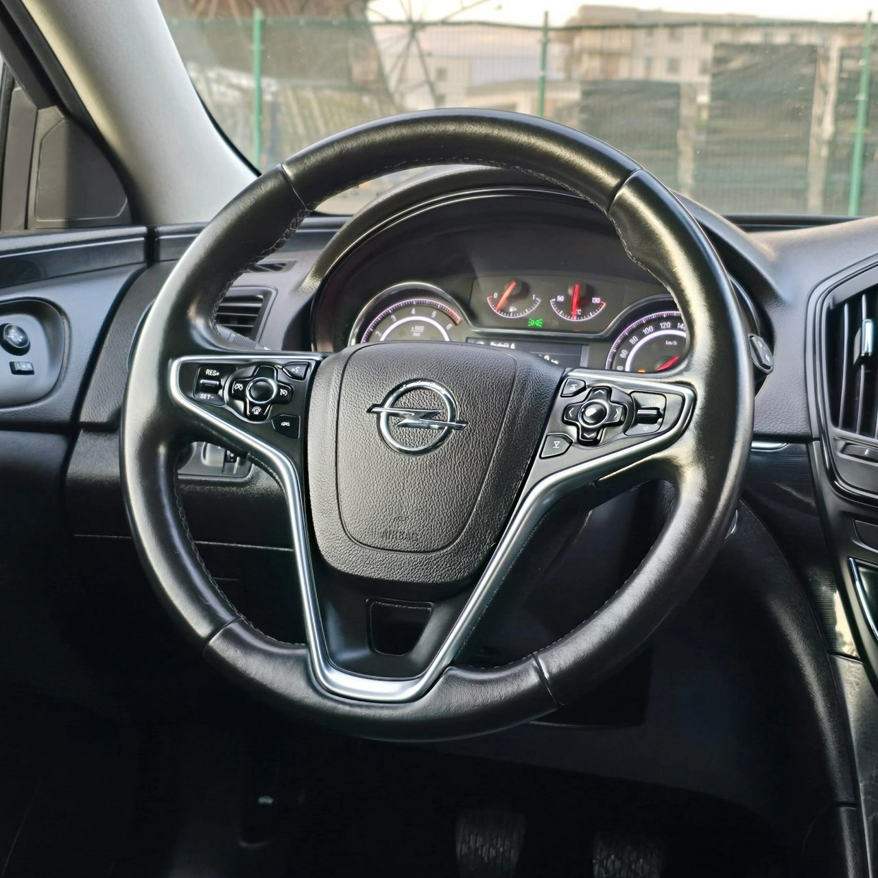 Opel Insignia - Zdjęcie 27