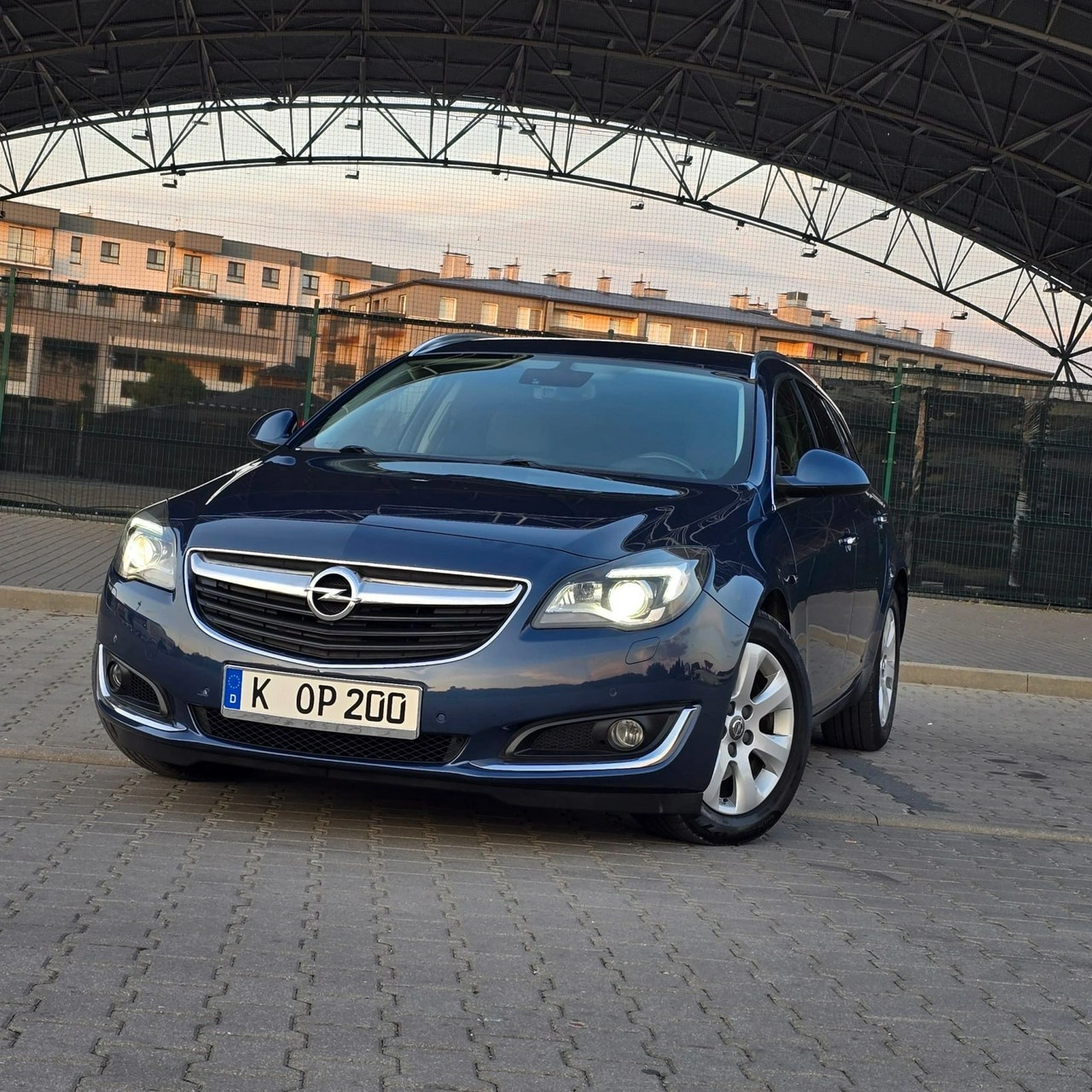 Opel Insignia - Główne zdjęcie