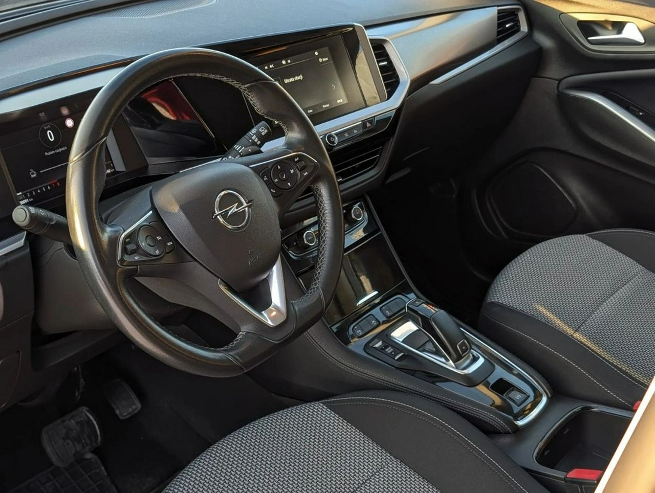 Opel Grandland X - Zdjęcie 17