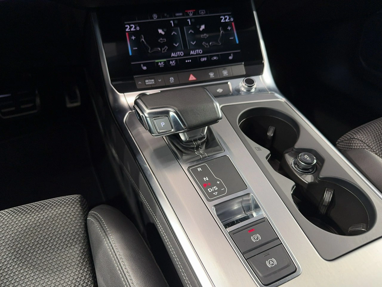 Audi A6 - Zdjęcie 29