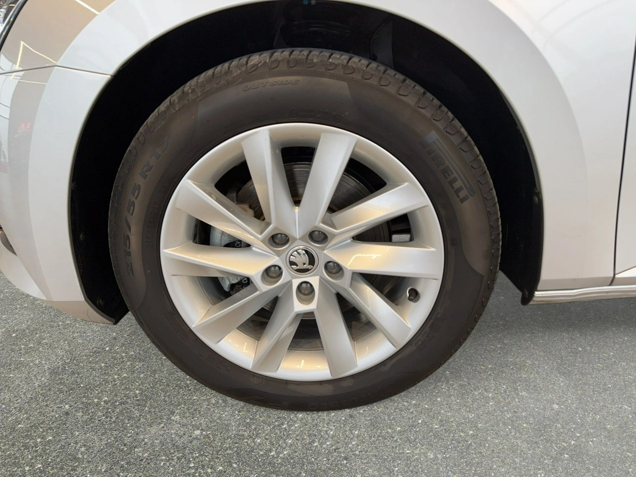 Skoda Superb - Zdjęcie 9