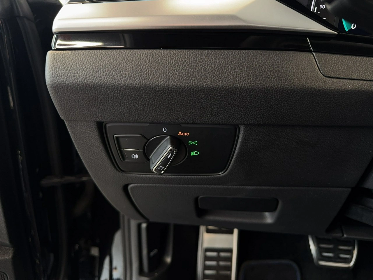 Volkswagen Arteon - Zdjęcie 22