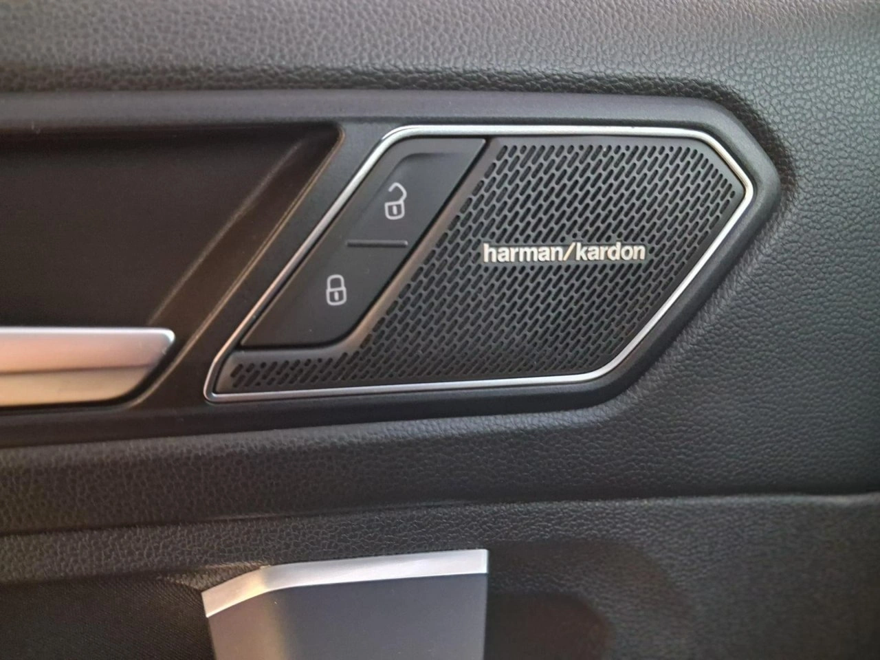 Volkswagen Tiguan - Zdjęcie 19