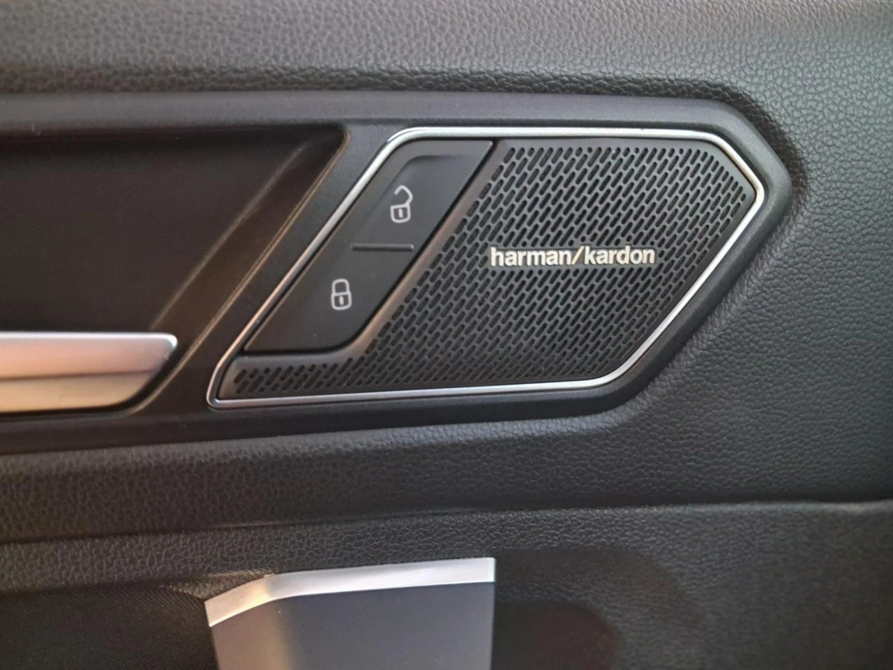 Volkswagen Tiguan - Zdjęcie 19