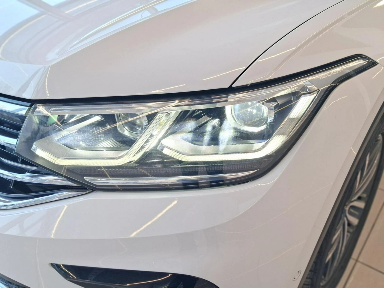 Volkswagen Tiguan - Zdjęcie 8