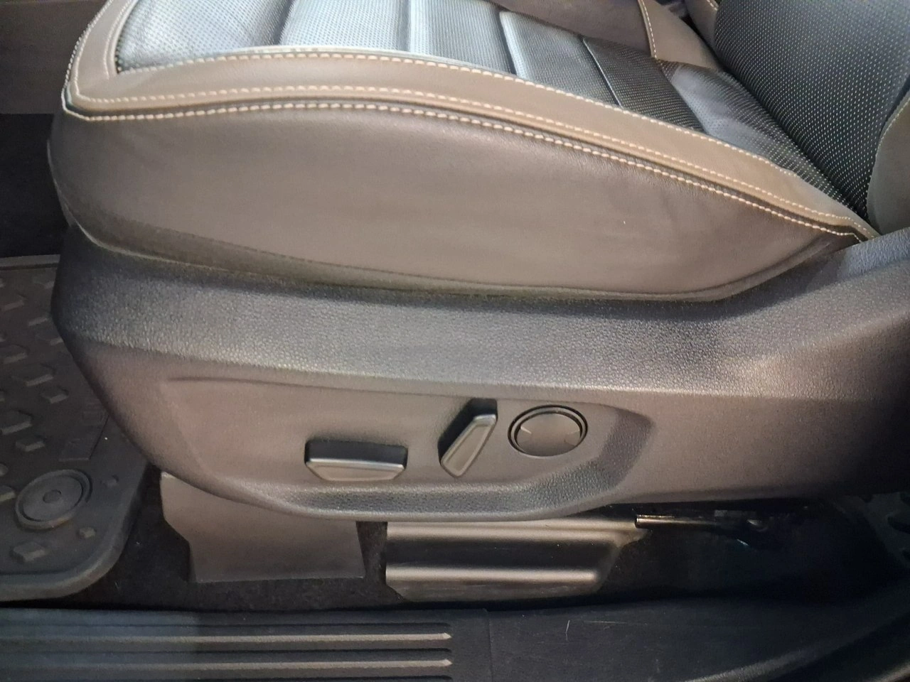 Volkswagen Amarok - Zdjęcie 9