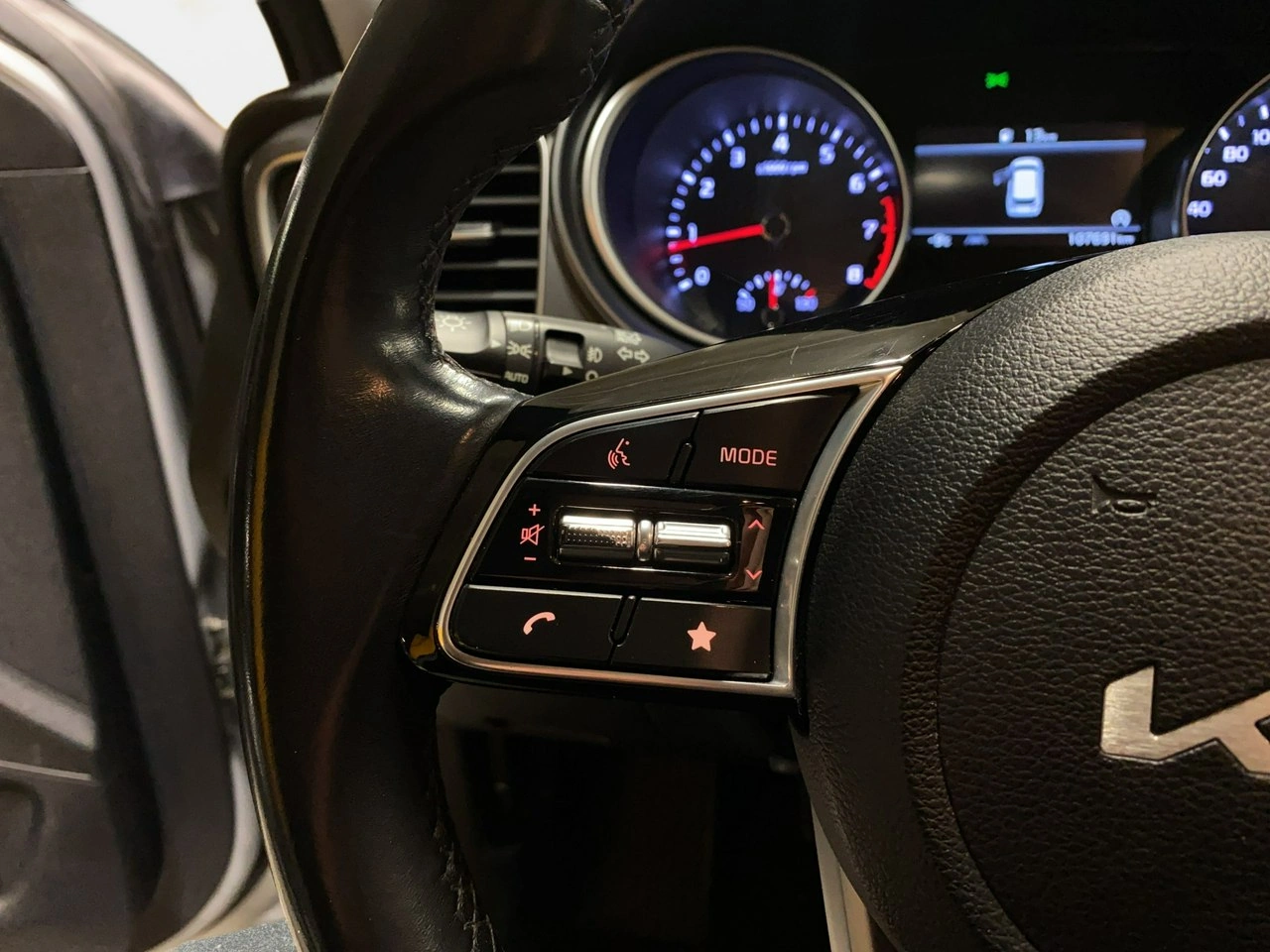 Kia Ceed - Zdjęcie 19