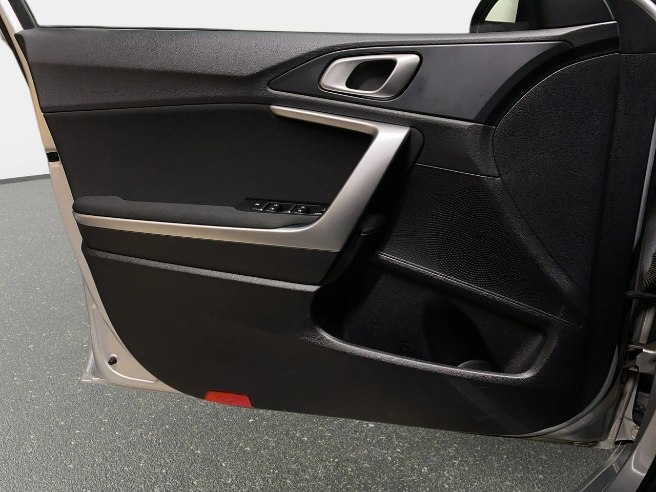 Kia Ceed - Zdjęcie 26