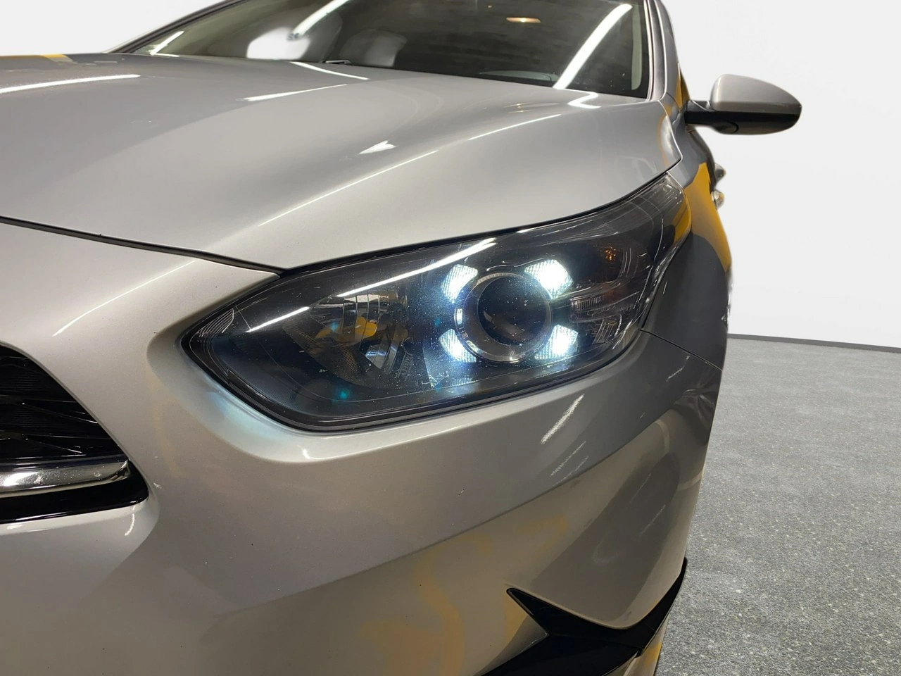 Kia Ceed - Zdjęcie 8