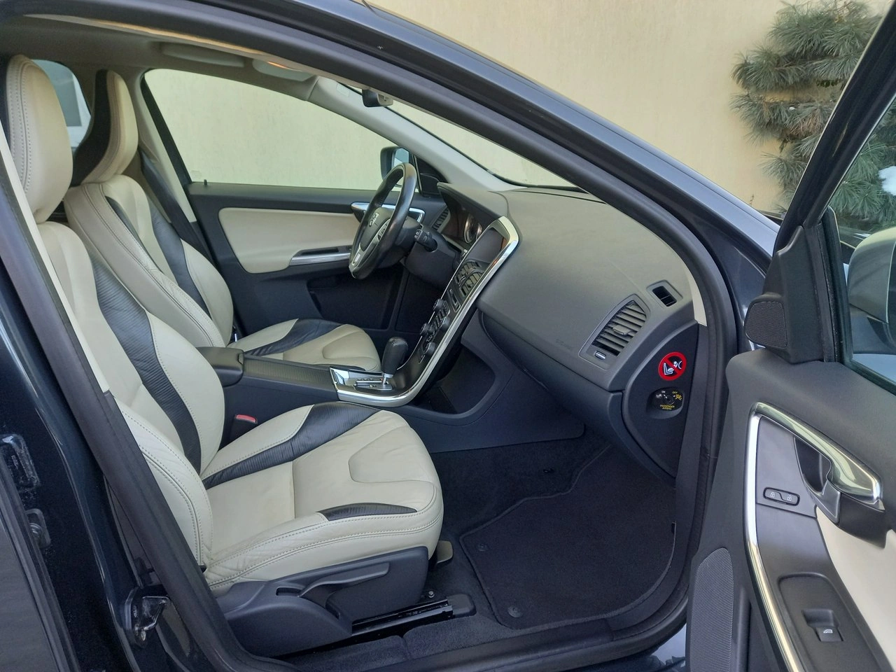 Volvo XC 60 - Zdjęcie 20