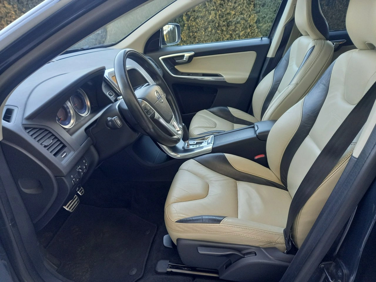 Volvo XC 60 - Zdjęcie 27