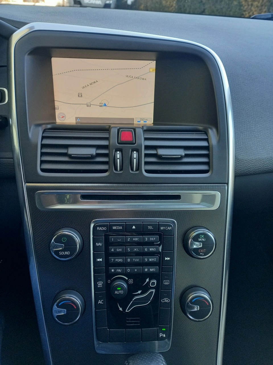 Volvo XC 60 - Zdjęcie 31