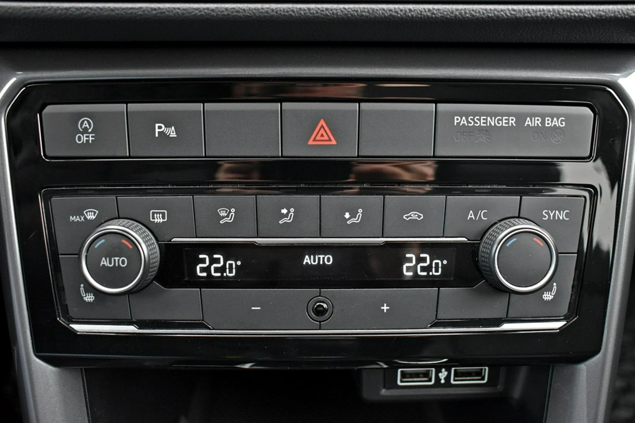 Volkswagen T-Cross - Zdjęcie 24