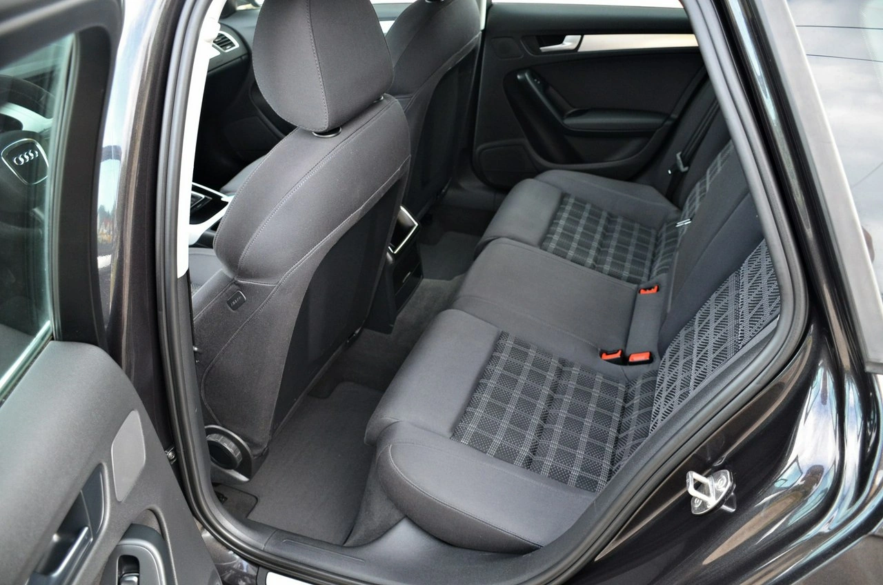 Audi A4 - Zdjęcie 16