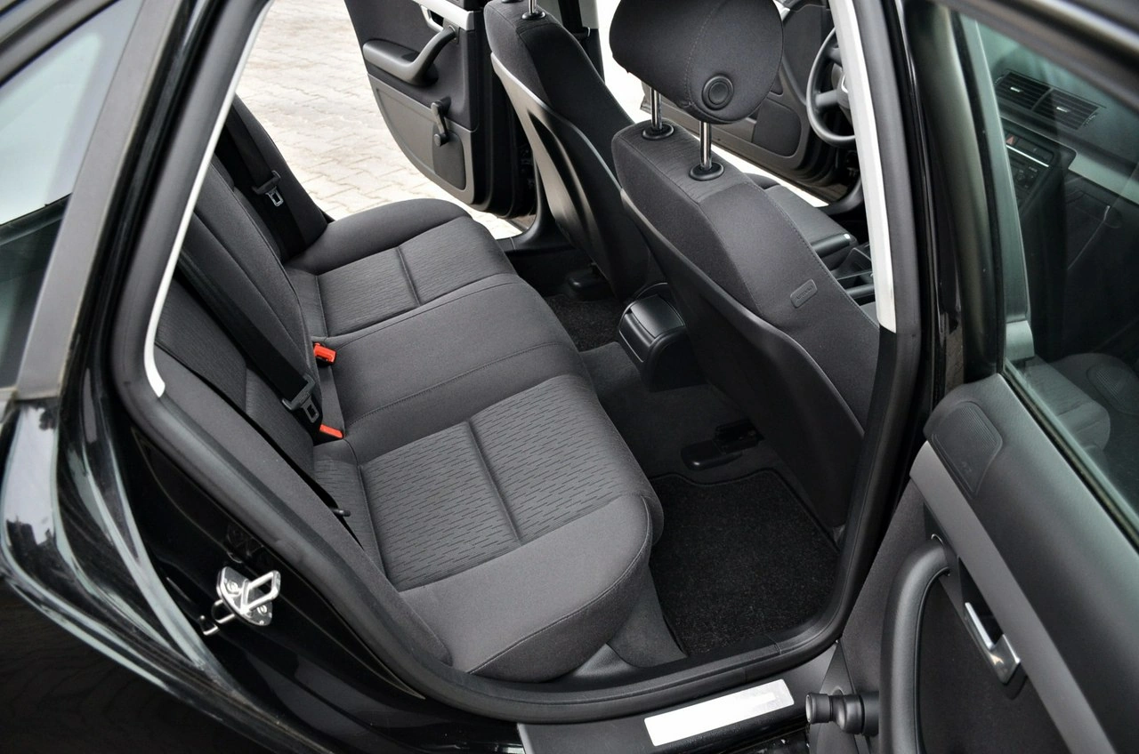 Audi A4 - Zdjęcie 19