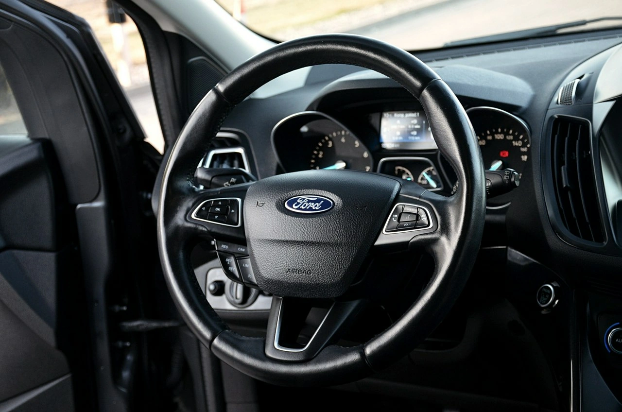 Ford Kuga - Zdjęcie 16
