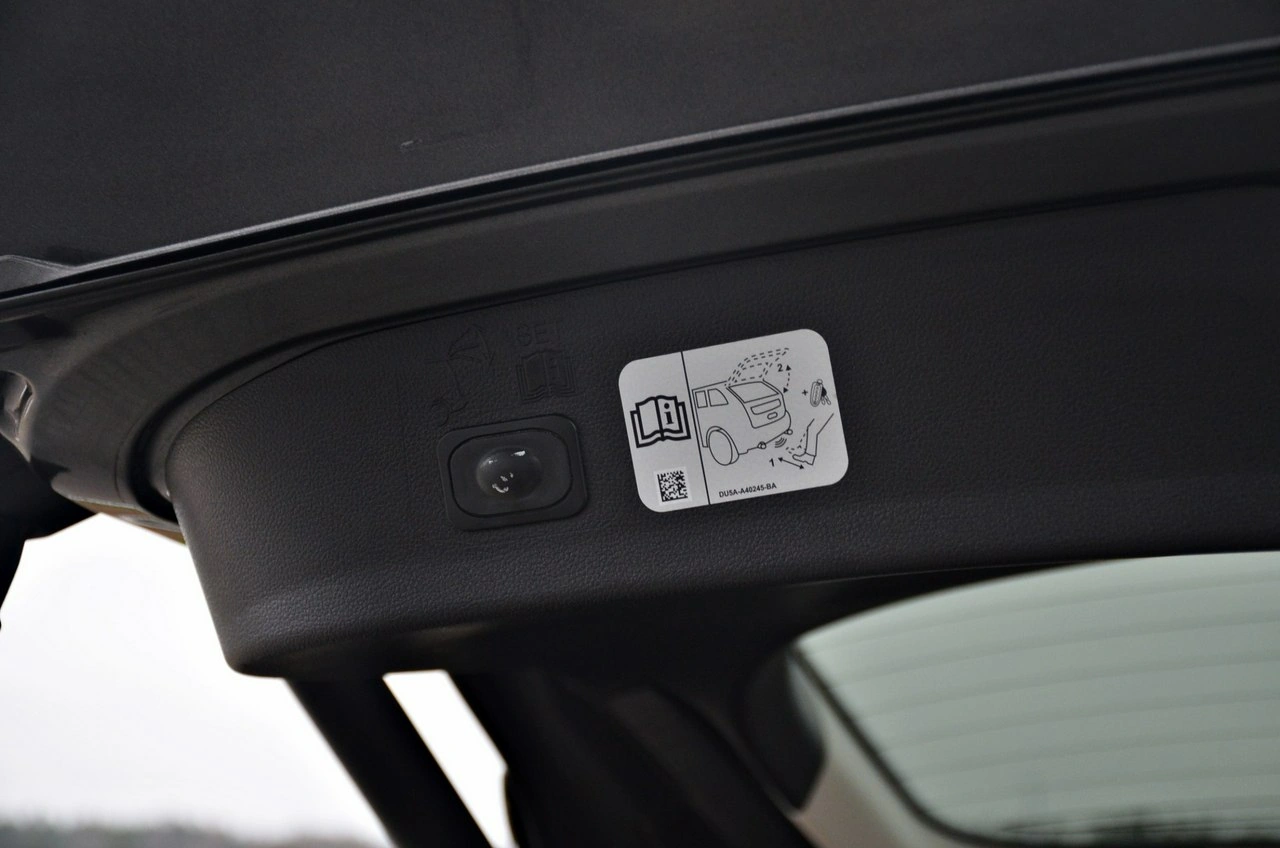 Ford Kuga - Zdjęcie 22