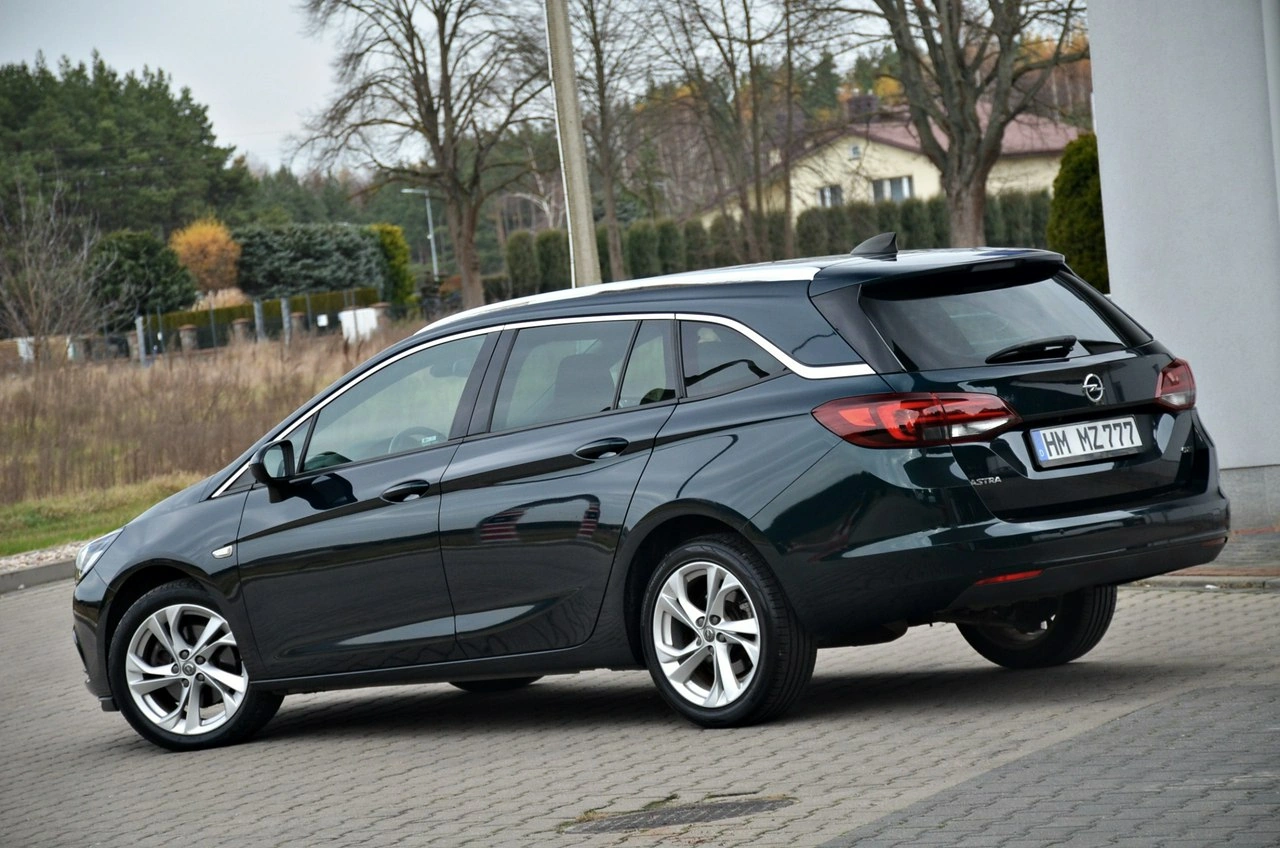 Opel Astra - Zdjęcie 9