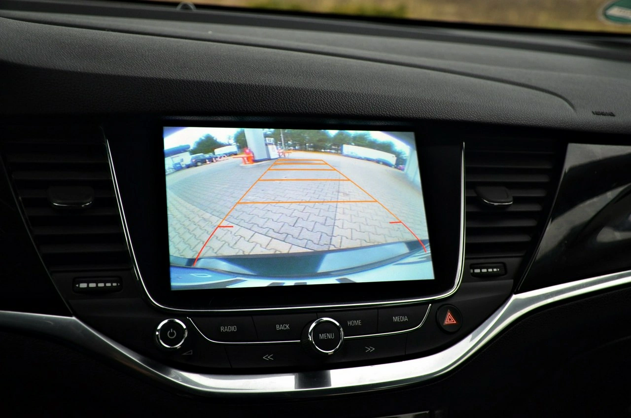 Opel Astra - Zdjęcie 32