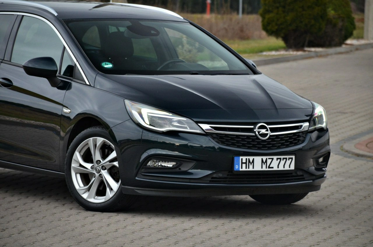 Opel Astra - Zdjęcie 4