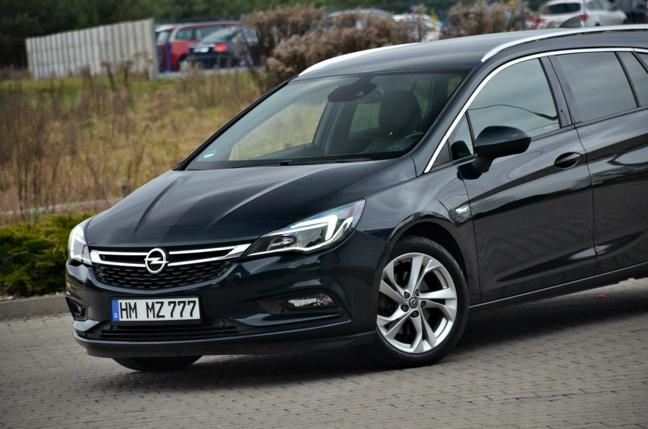 Opel Astra - Zdjęcie 8