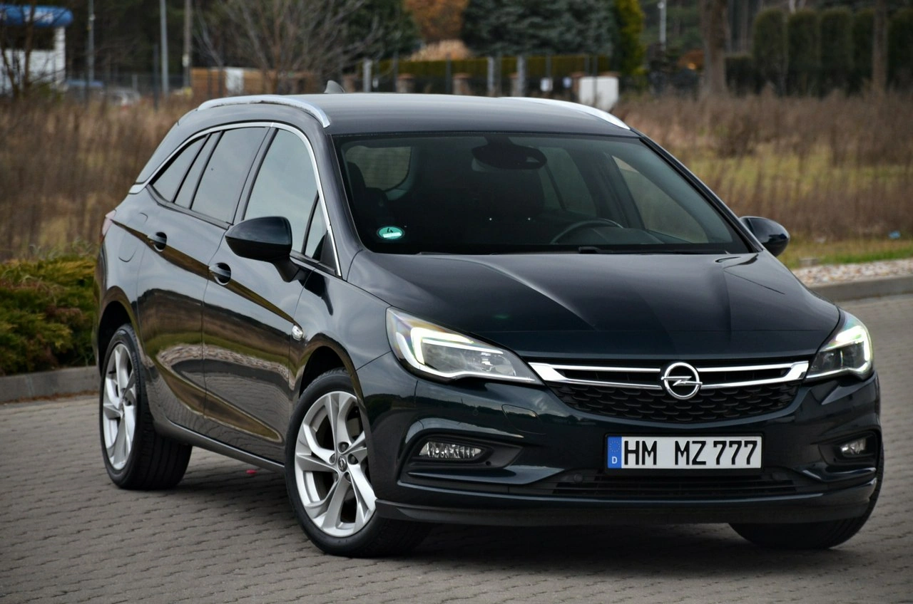 Opel Astra - Główne zdjęcie