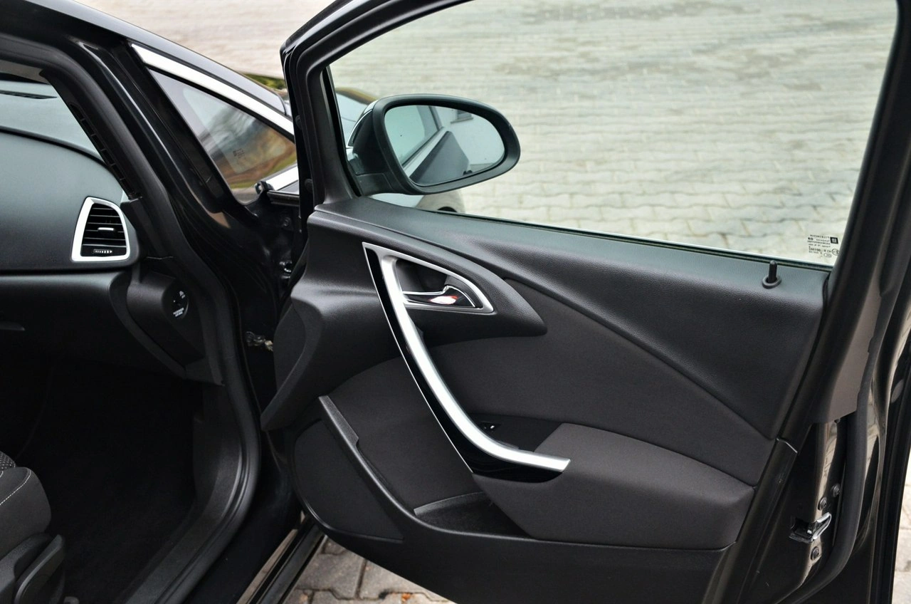 Opel Astra - Zdjęcie 16