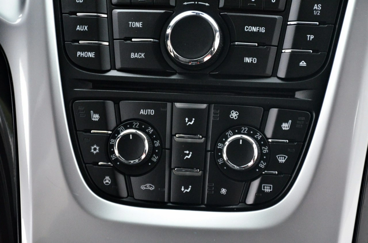 Opel Astra - Zdjęcie 20