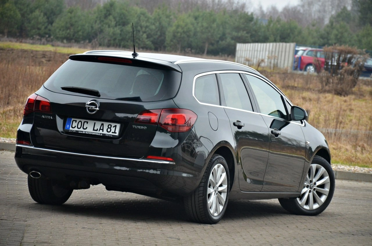 Opel Astra - Zdjęcie 7