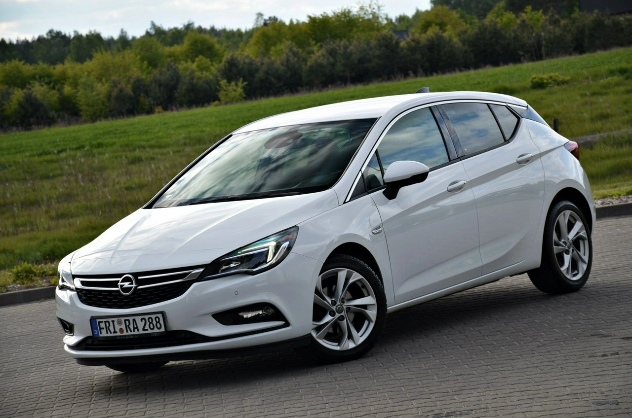 Opel Astra - Zdjęcie 5