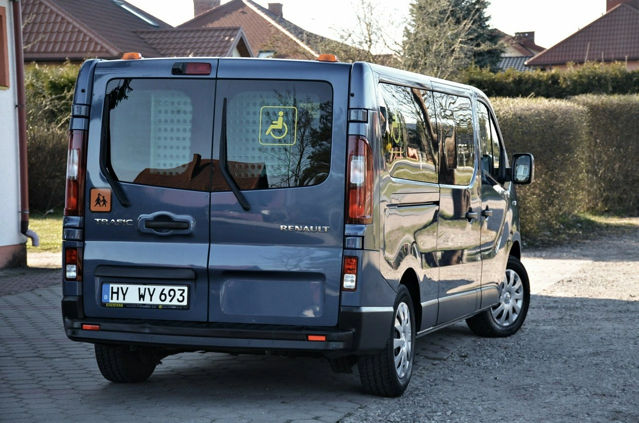 Renault Trafic - Zdjęcie 9