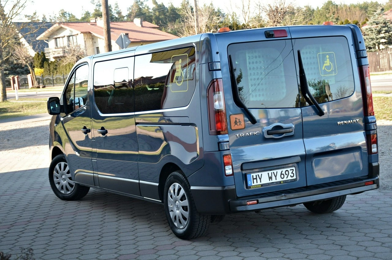 Renault Trafic - Zdjęcie 12