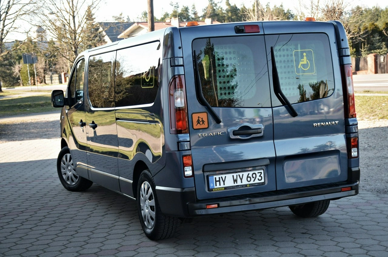 Renault Trafic - Zdjęcie 13