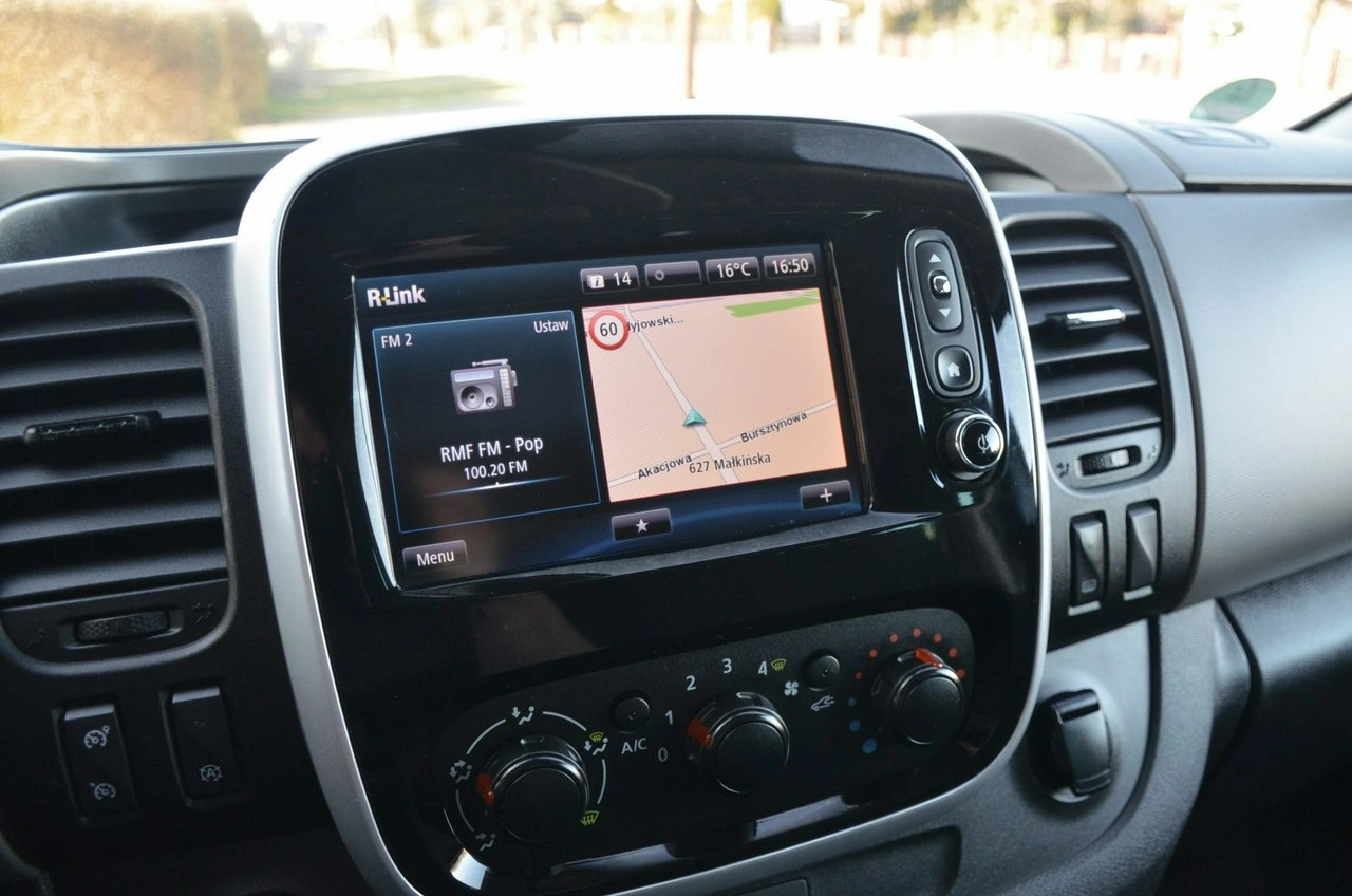 Renault Trafic - Zdjęcie 29